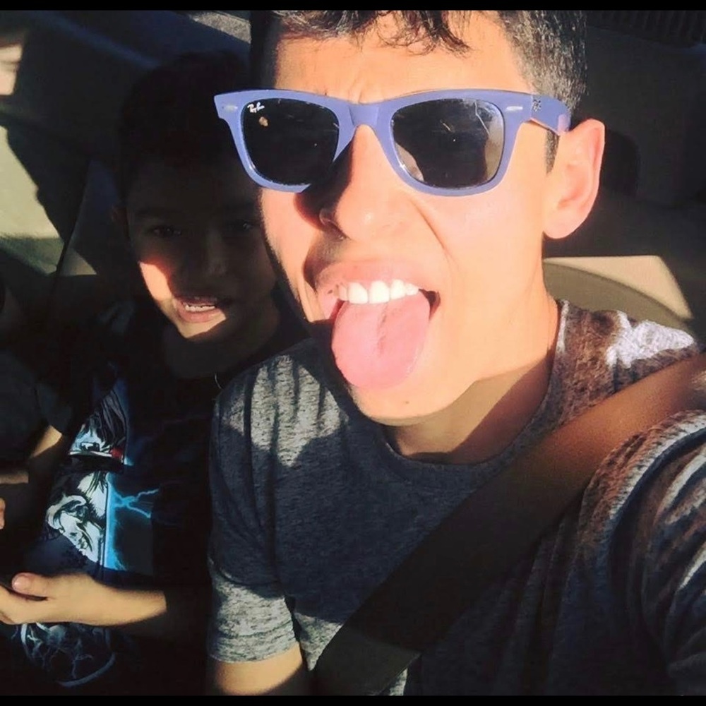 Meet your Posher, Mikey